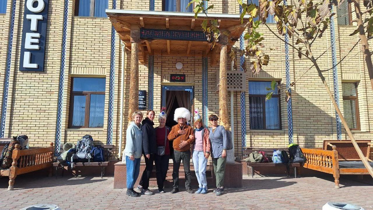 Sarbon Hotel Khiva Exterior foto